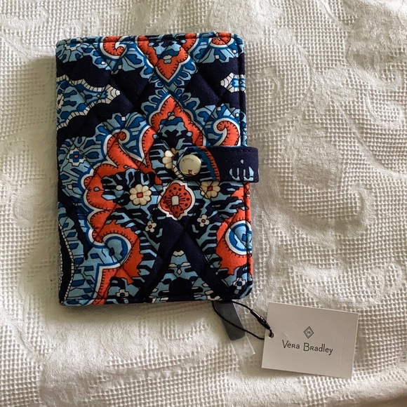 Vera Bradley Accessories - VERA BRADLEY Travel Wallet